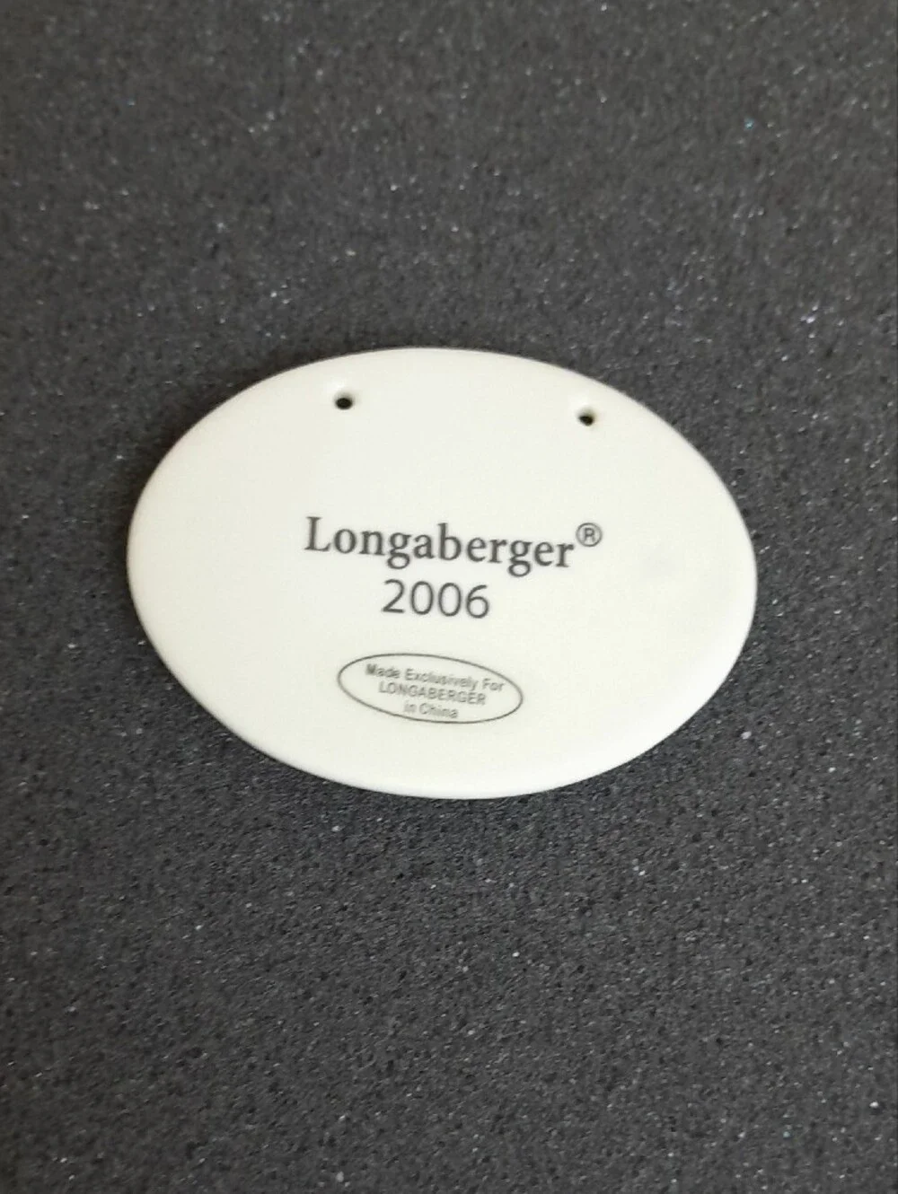 Longaberger White Oval Porcelain Tag - Easter 2006